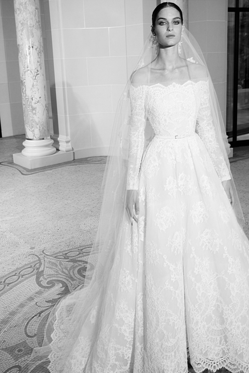 FASHION | 15 SHOWSTOPPING BRIDAL GOWNS FOR A WINTER WEDDING